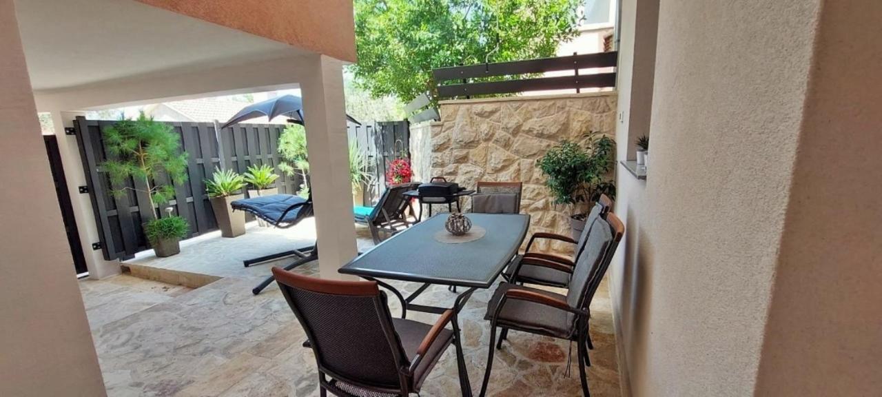 זאדאר Apartment Stela - Private Terrace & Parking מראה חיצוני תמונה